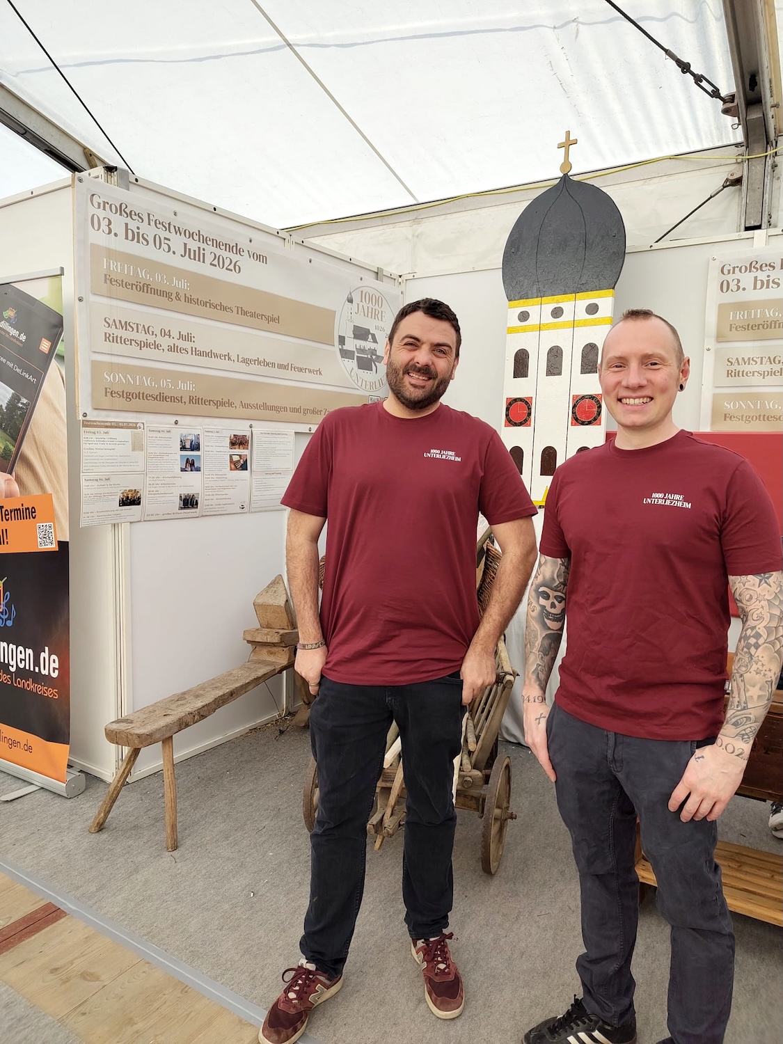 An fünf Tagen engagierten sich zahlreiche freiwillige Helferinnen und Helfer aus dem Dorf am Stand